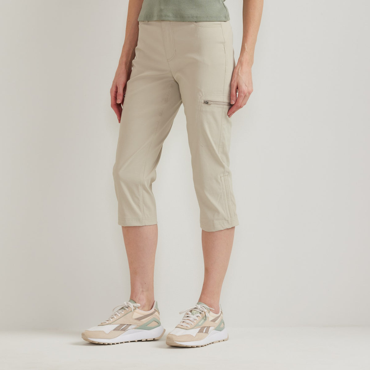 Eddie Bauer Women's Guide High Rise Capri