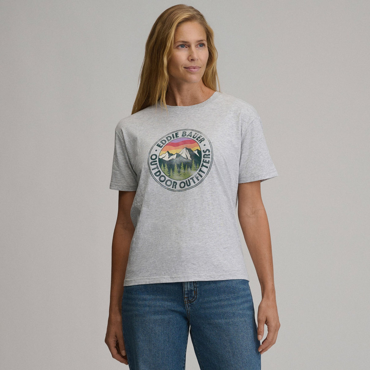 Eddie Bauer Women's Short-Sleeve Relaxed Boyfriend Graphic T-Shirt - Outdoor Outfi