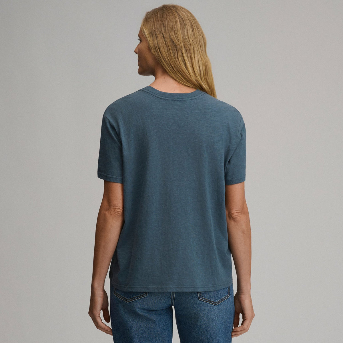 Eddie Bauer Women's Short-Sleeve Relaxed Boyfriend Graphic T-Shirt - Landscape