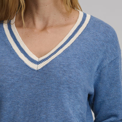 Eddie Bauer Women's Everyday V-Neck Sweater - Tipped Collar