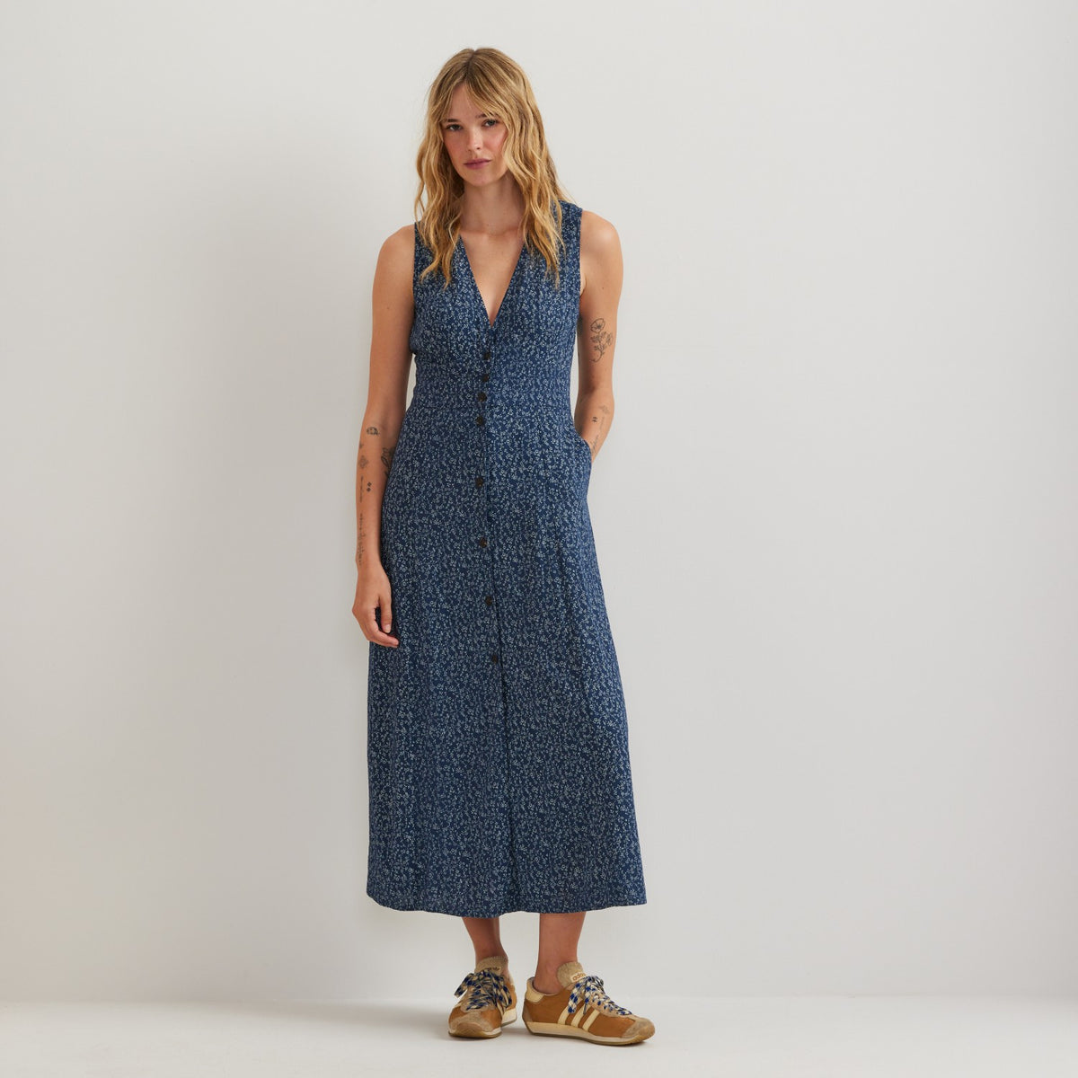 Eddie Bauer Women's Button Front Sl Midi Dress