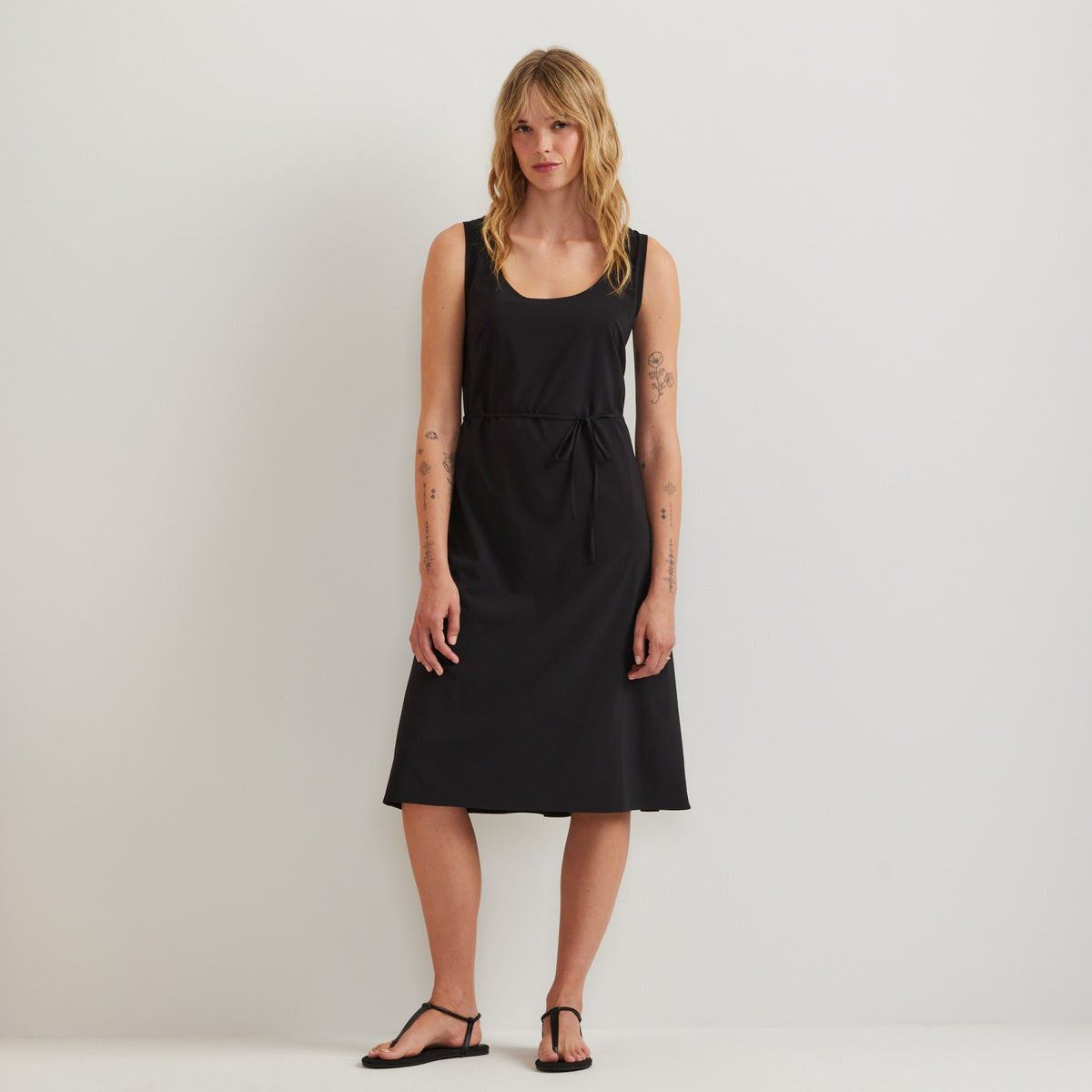 Eddie Bauer Women's Departure Tie Front Midi Dress