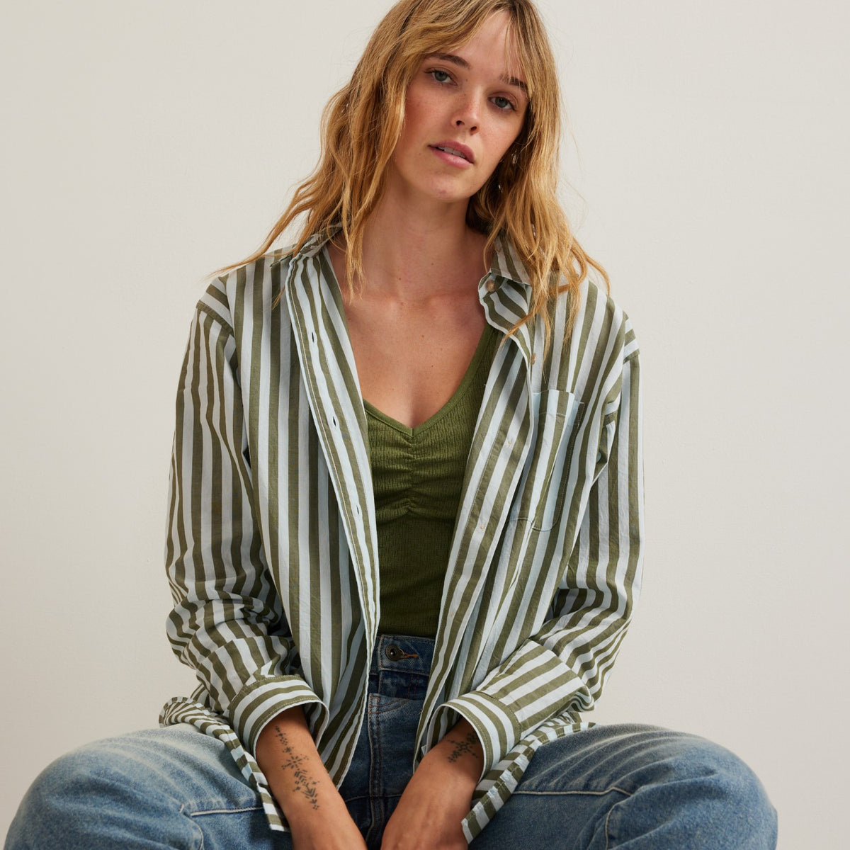Eddie Bauer Women's Poplin LS Button Down Shirt