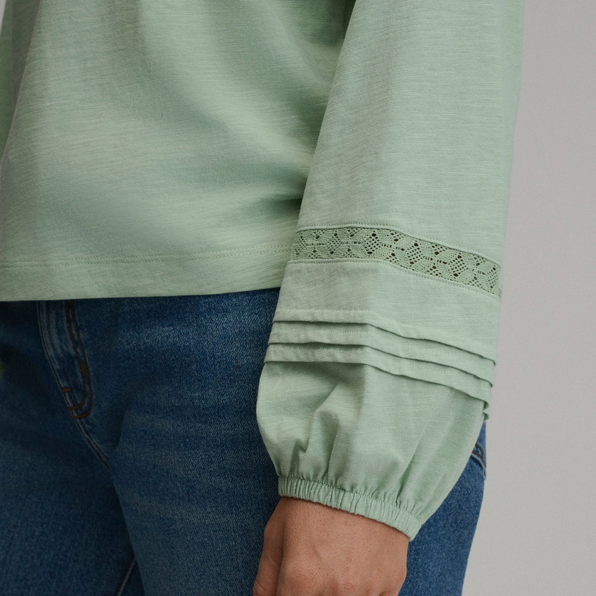 Eddie Bauer Women's Long-Sleeve Soft Relaxed Top