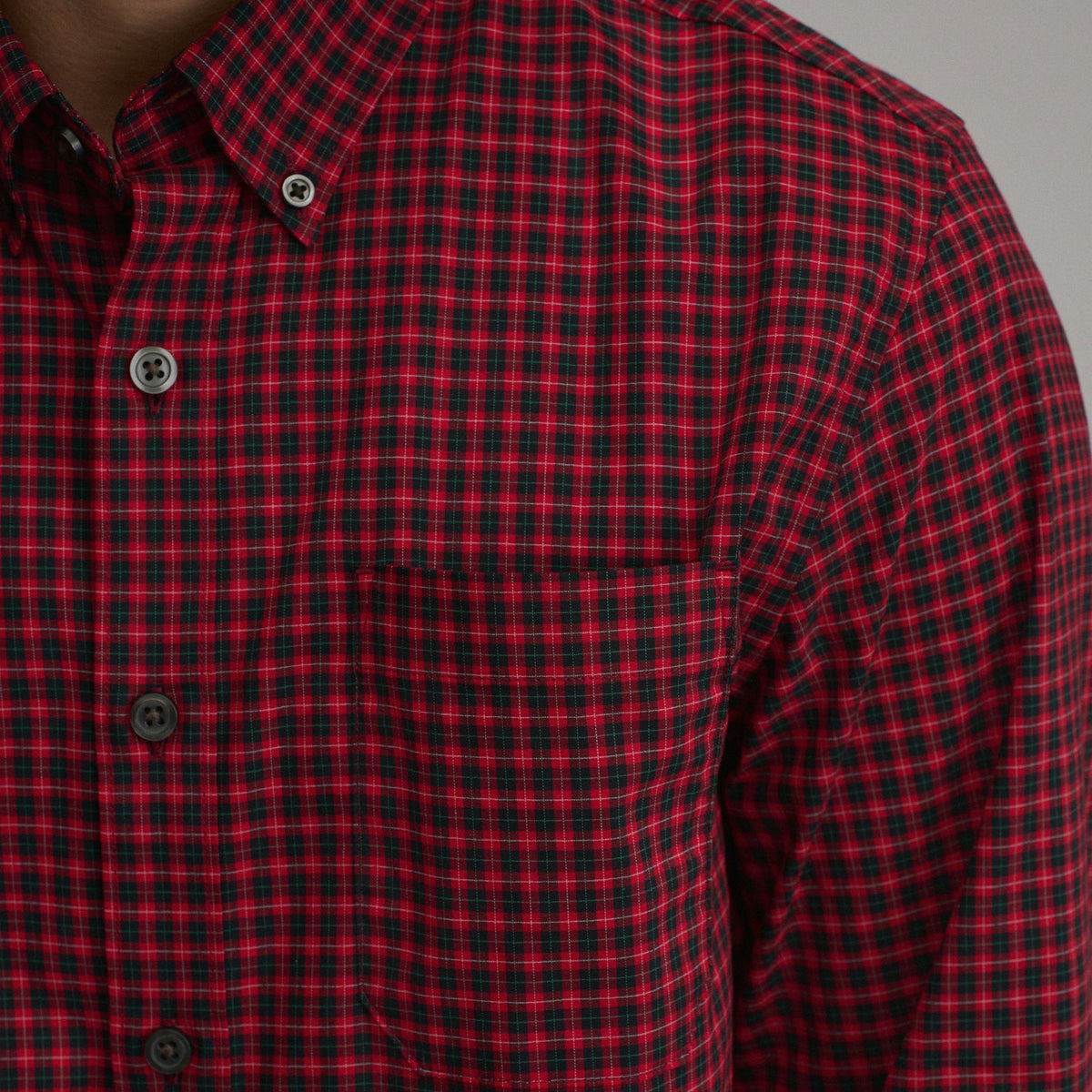 Eddie Bauer Men's Long-Sleeve Voyager 2.0 Dress Shirt