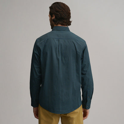 Eddie Bauer Men's Long-Sleeve Voyager 2.0 Dress Shirt