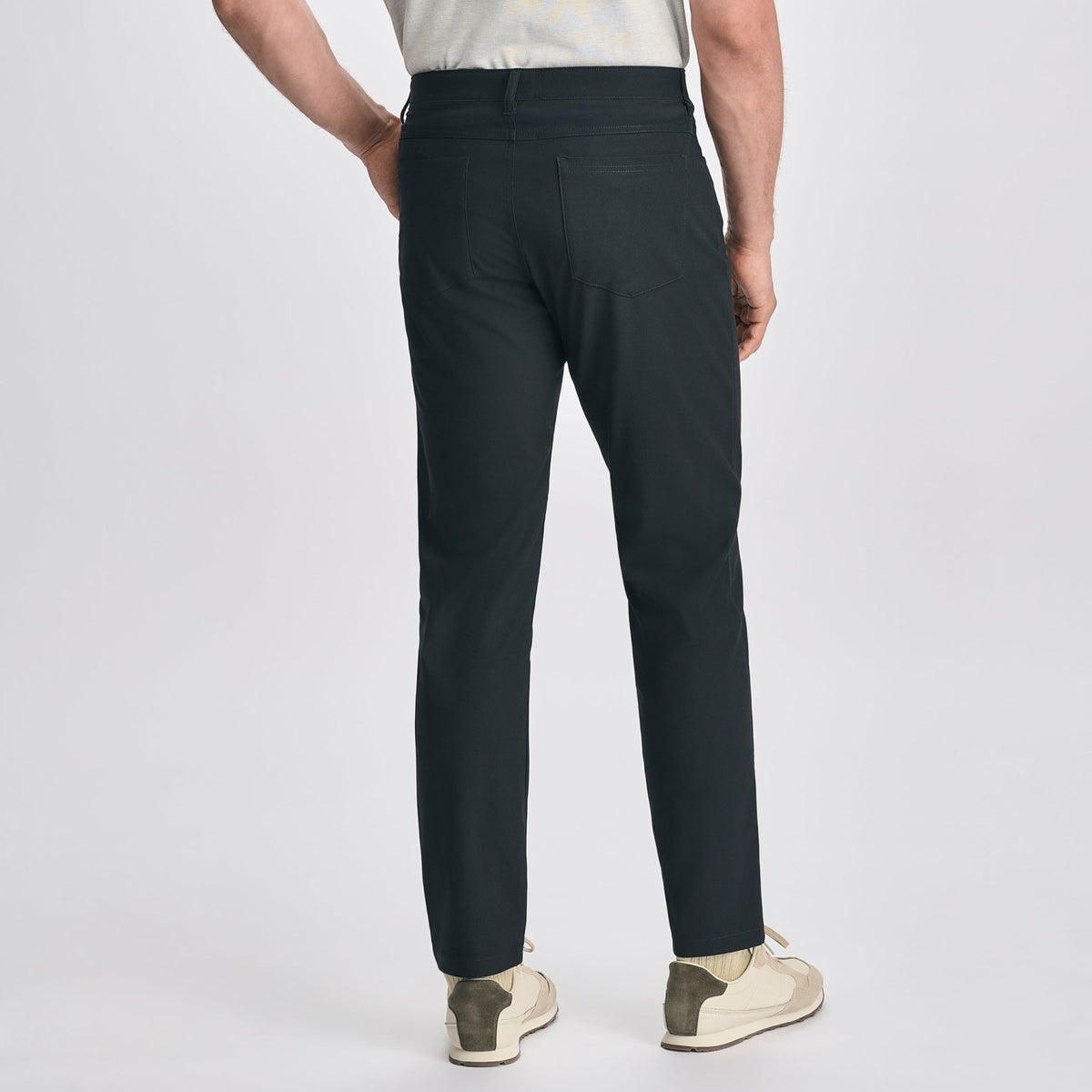 Eddie Bauer Men's The Switch 5 Pocket Pant