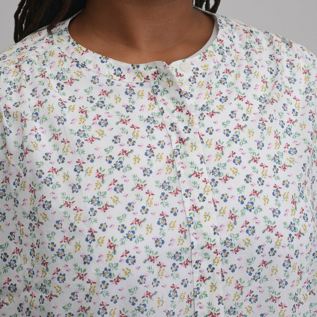 Eddie Bauer Women's Long-Sleeve Collarless Button-Down Shirt