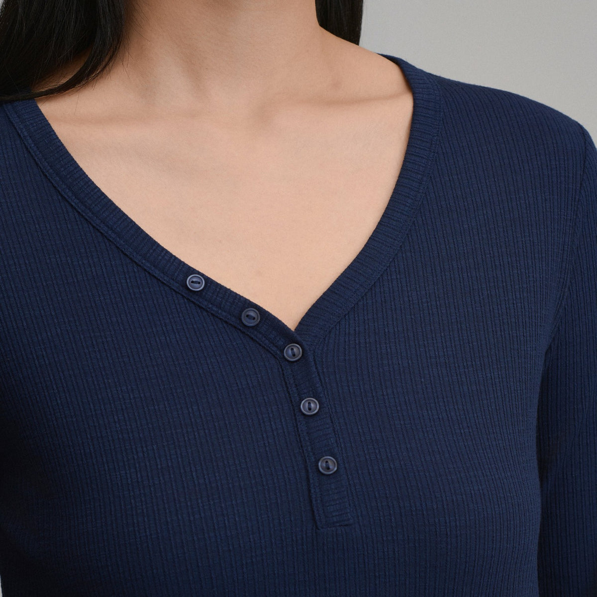 Eddie Bauer Women's Long-Sleeve Multi Button Henley