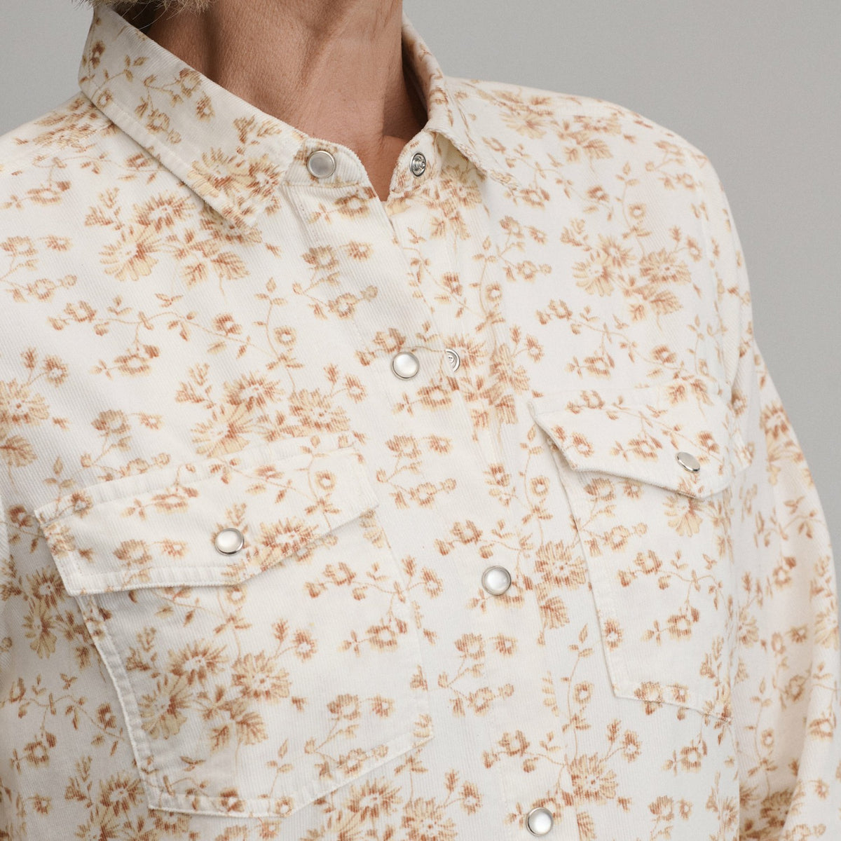 Eddie Bauer Women's Long-Sleeve Western Button-Down Shirt