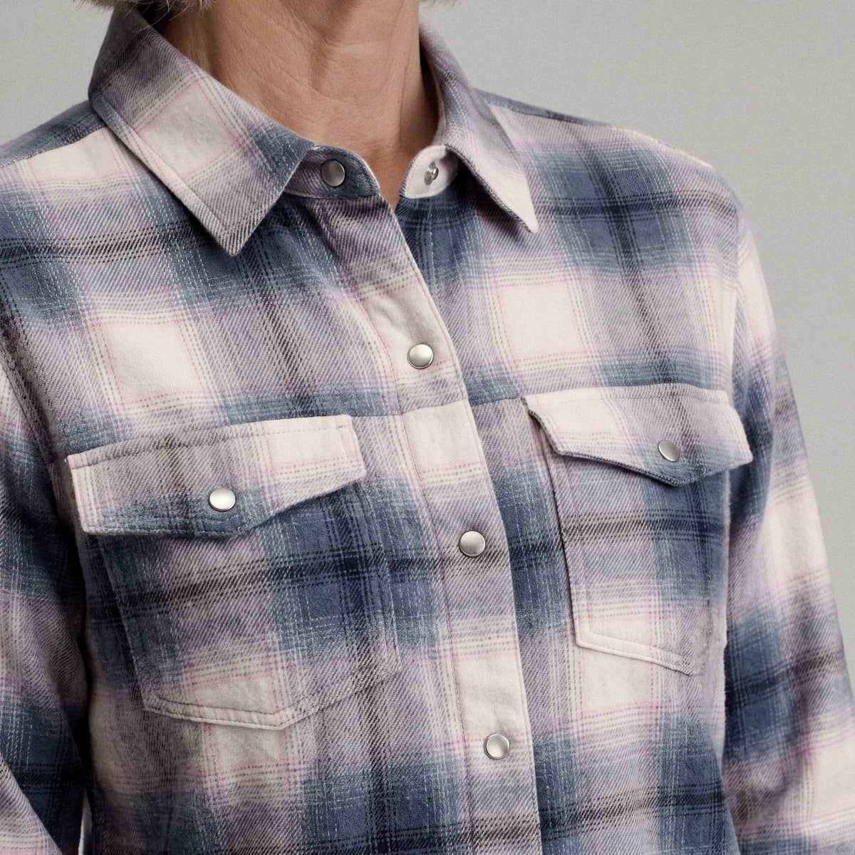 Eddie Bauer Women's Long-Sleeve Western Button-Down Shirt