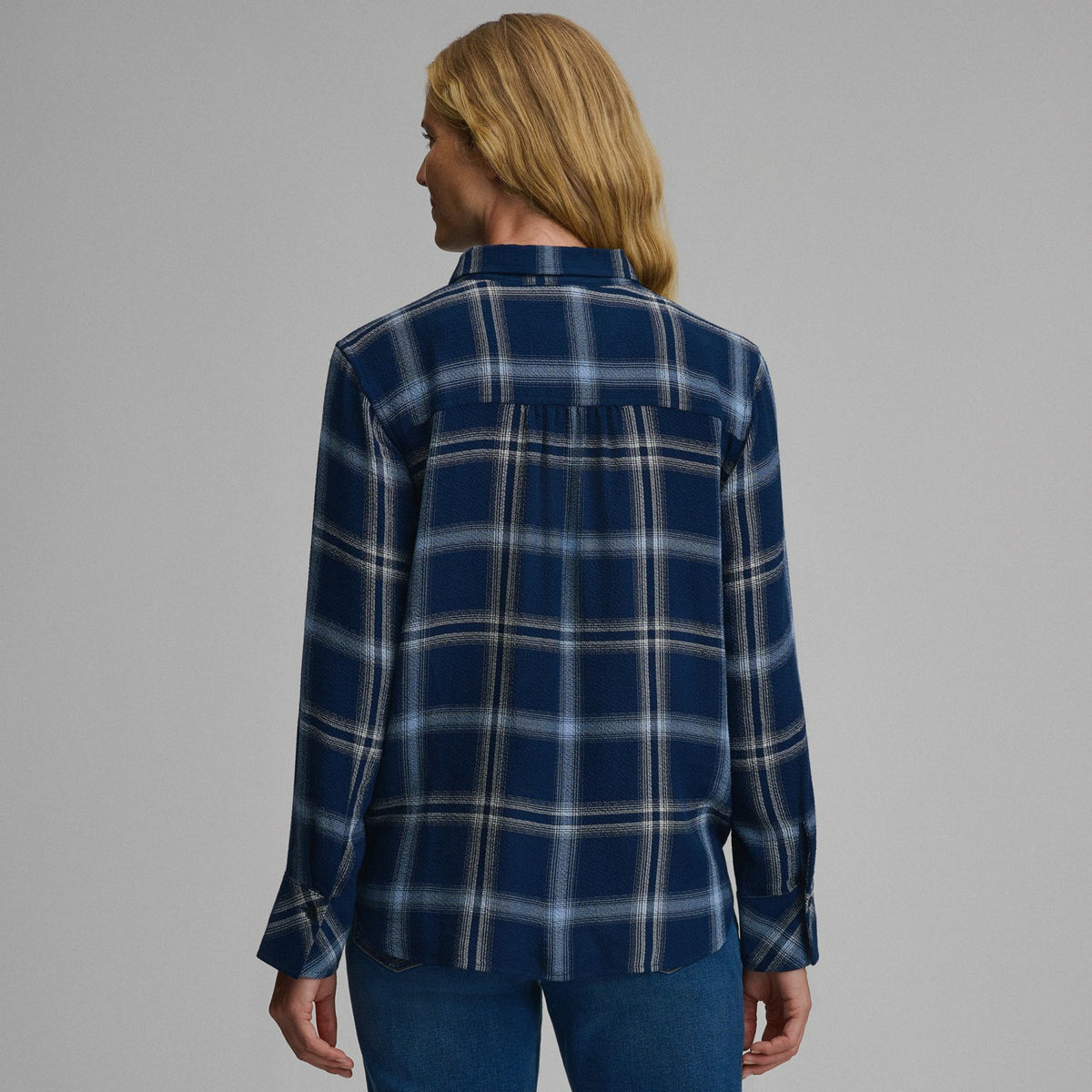 Eddie Bauer Women's Long-Sleeve Softened Button-Down Shirt