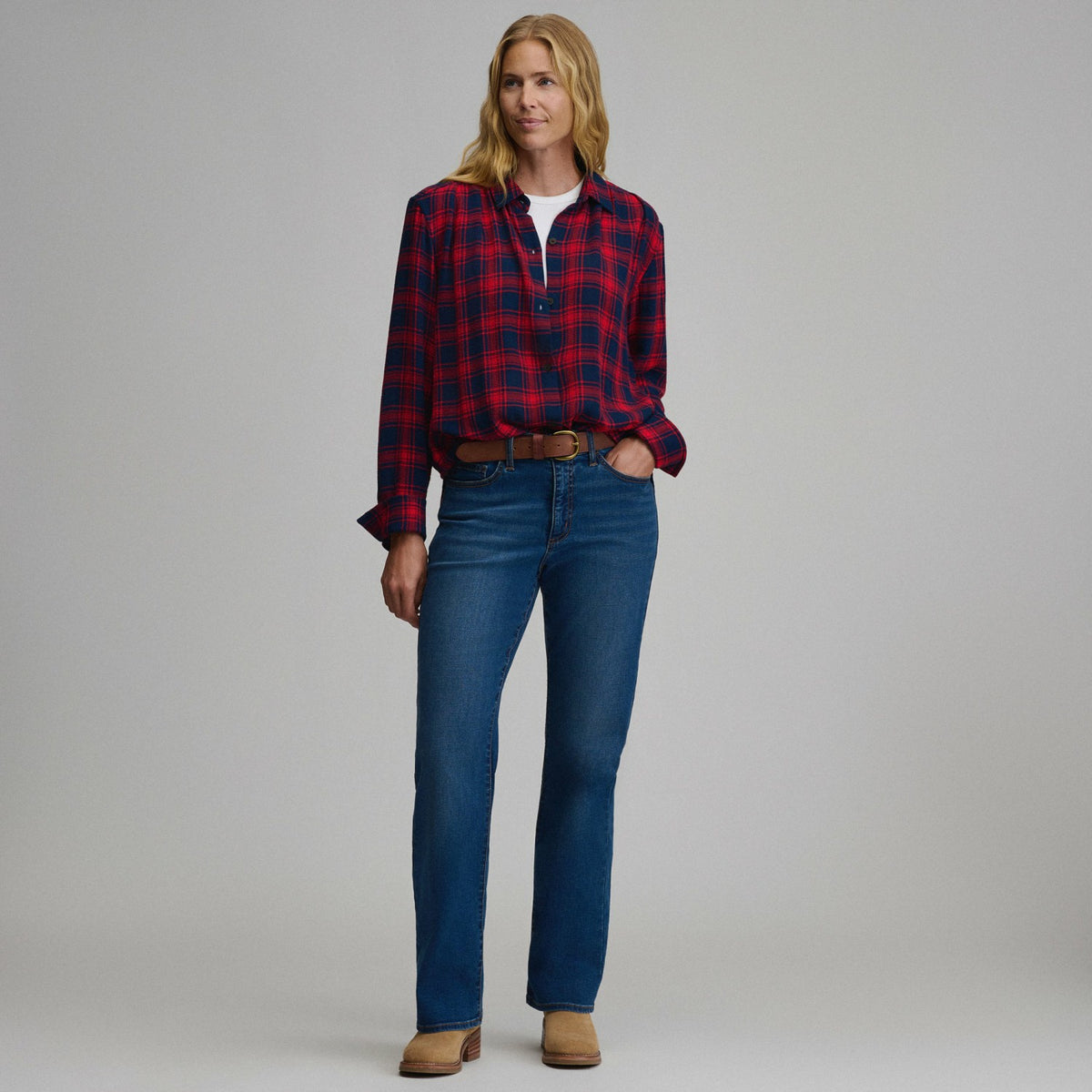 Eddie Bauer Women's Long-Sleeve Softened Button-Down Shirt