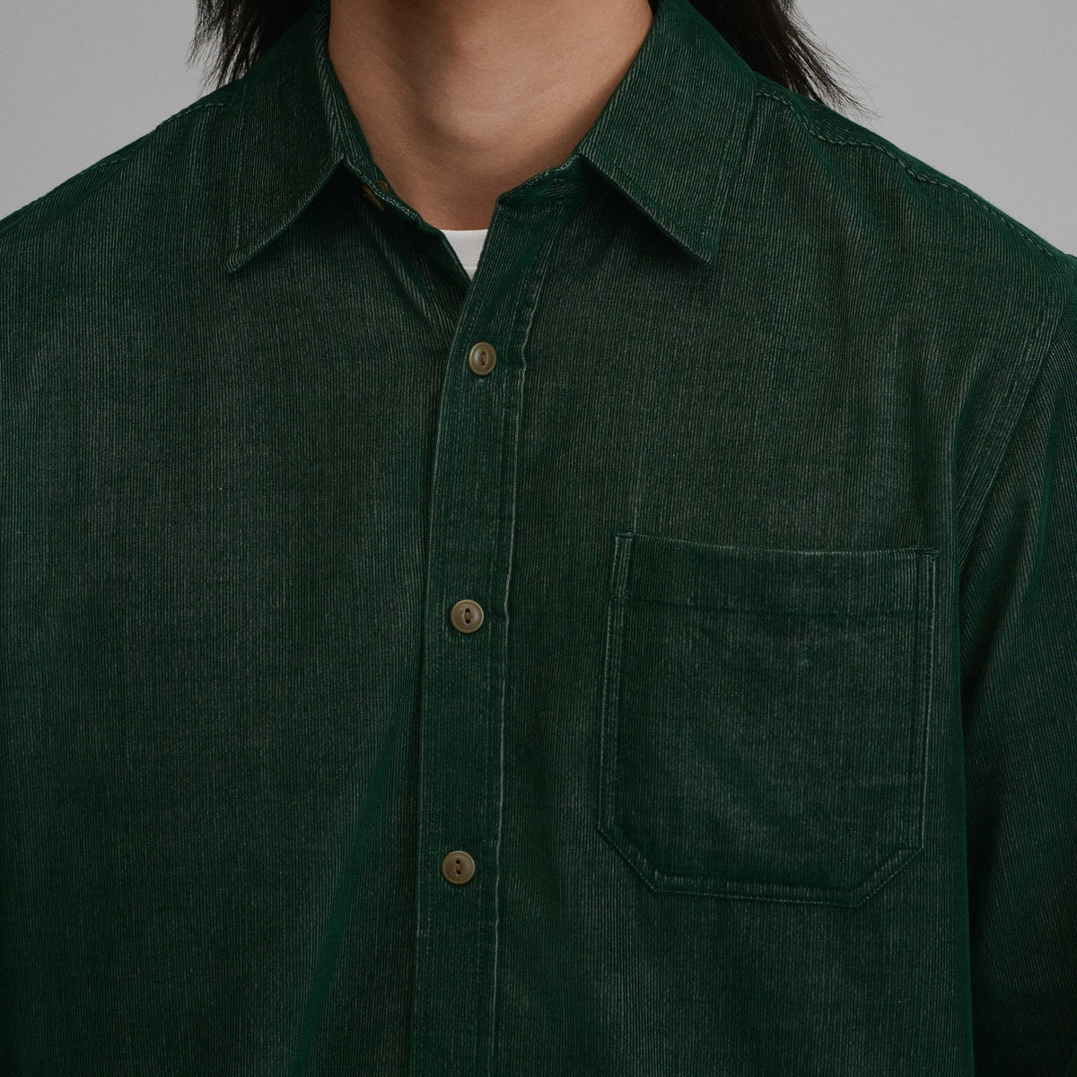 Eddie Bauer Men's Long-Sleeve Fine Wale Corduroy Shirt - Solid