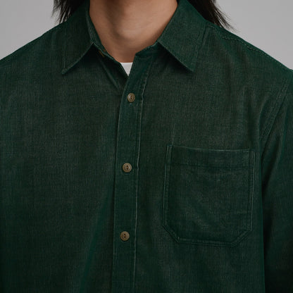 Eddie Bauer Men's Long-Sleeve Fine Wale Corduroy Shirt - Solid