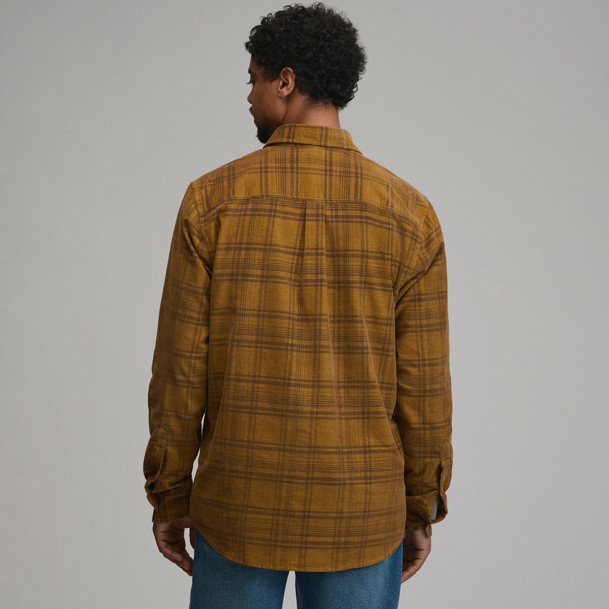 Eddie Bauer Men's Long-Sleeve Fine Wale Corduroy Shirt - Plaid