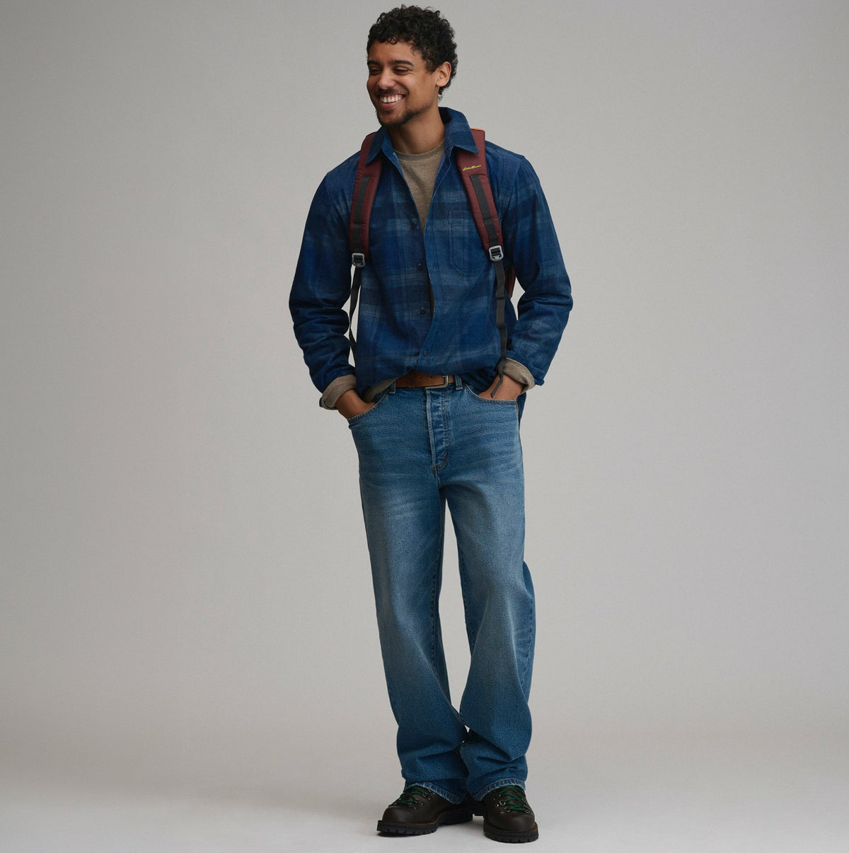 Eddie Bauer Men's Long-Sleeve Fine Wale Corduroy Shirt - Plaid