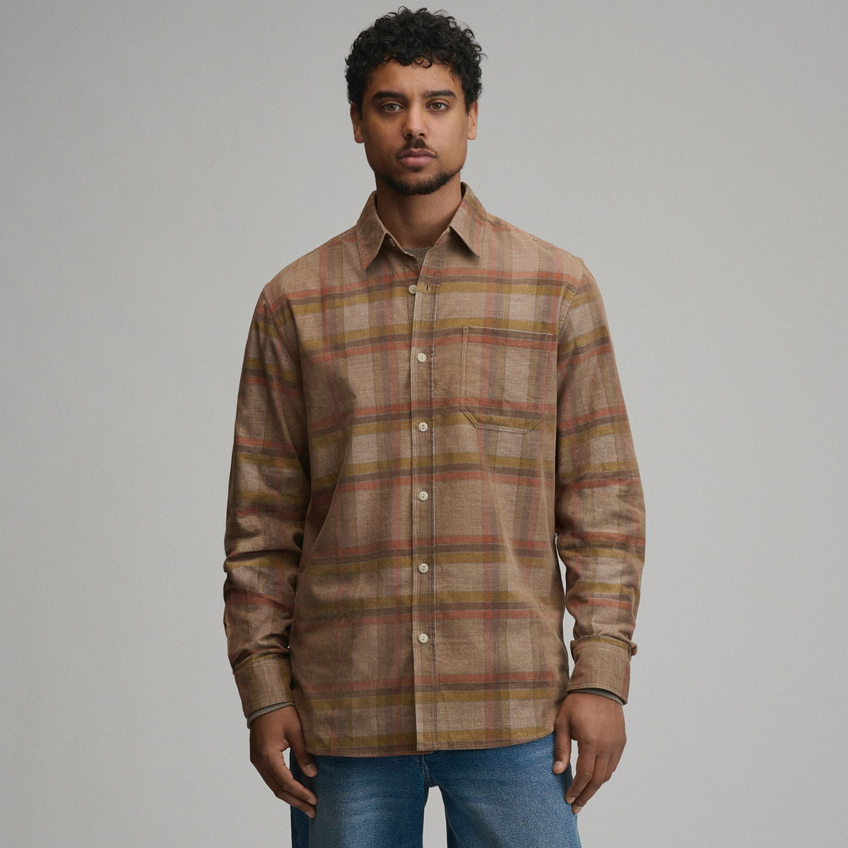Eddie Bauer Men's Long-Sleeve Fine Wale Corduroy Shirt - Plaid
