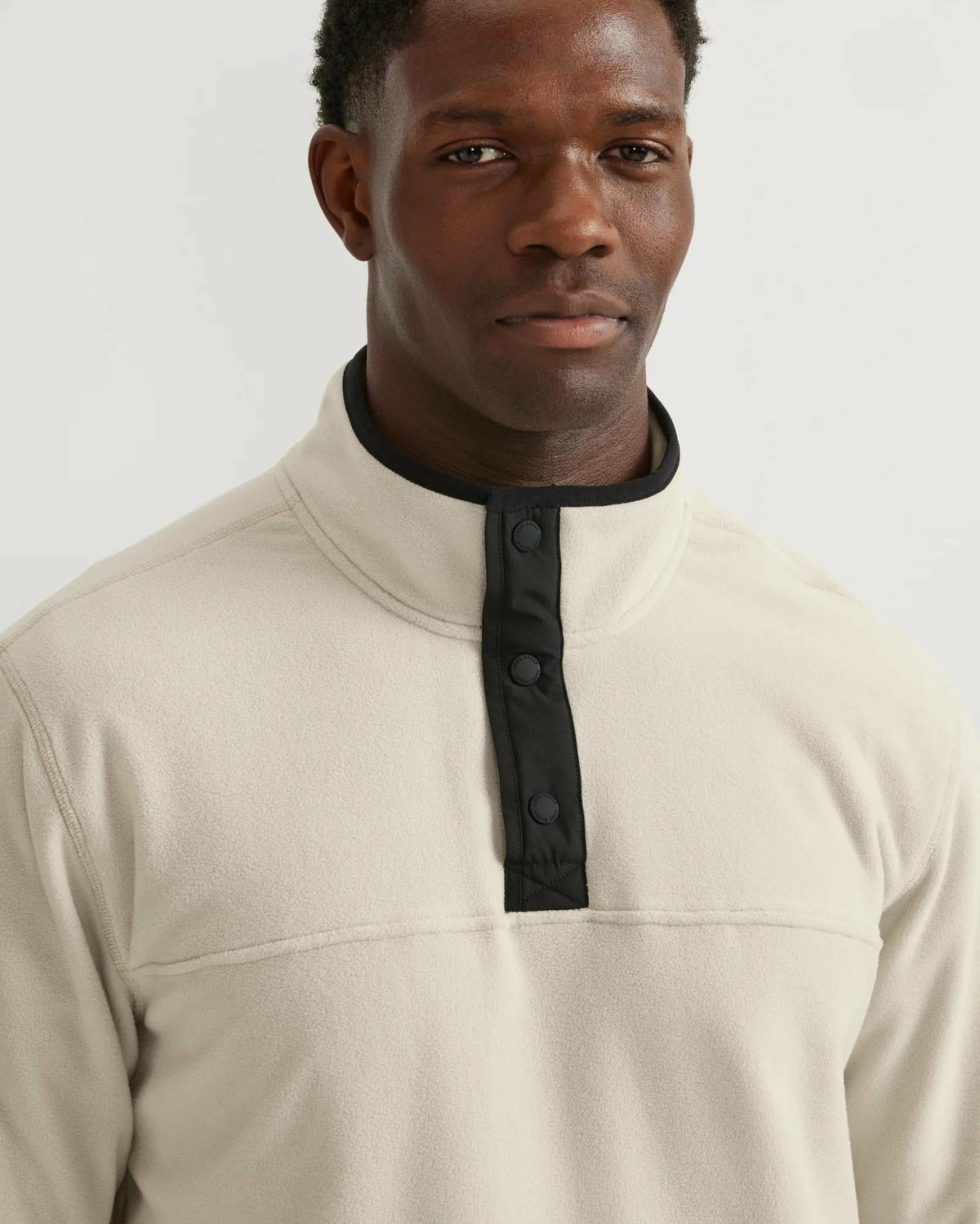 Eddie Bauer Men's Chutes Snap Mock